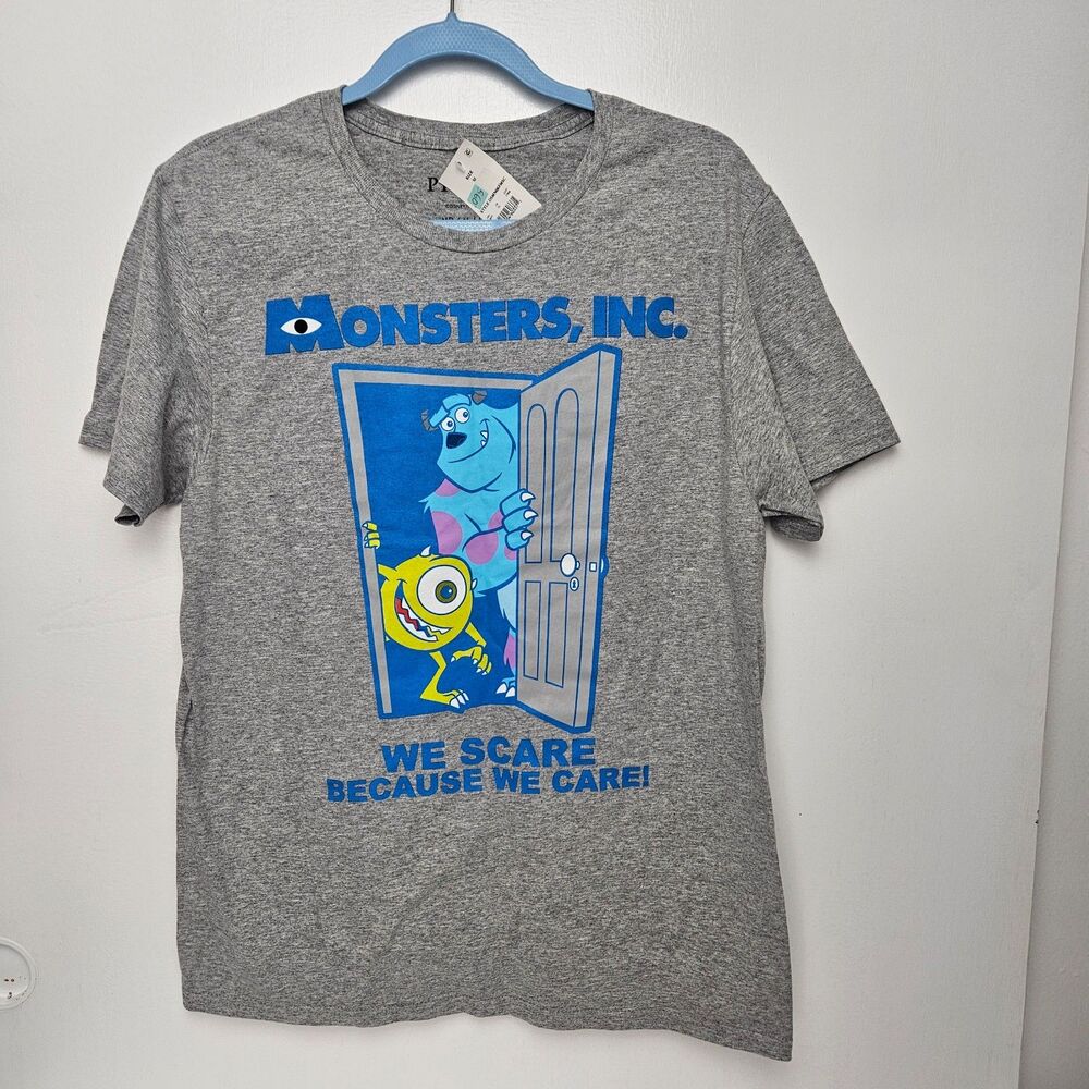 Pixar monster Inc tshirt Medium